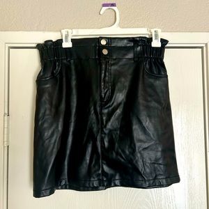Black pleather mini skirt